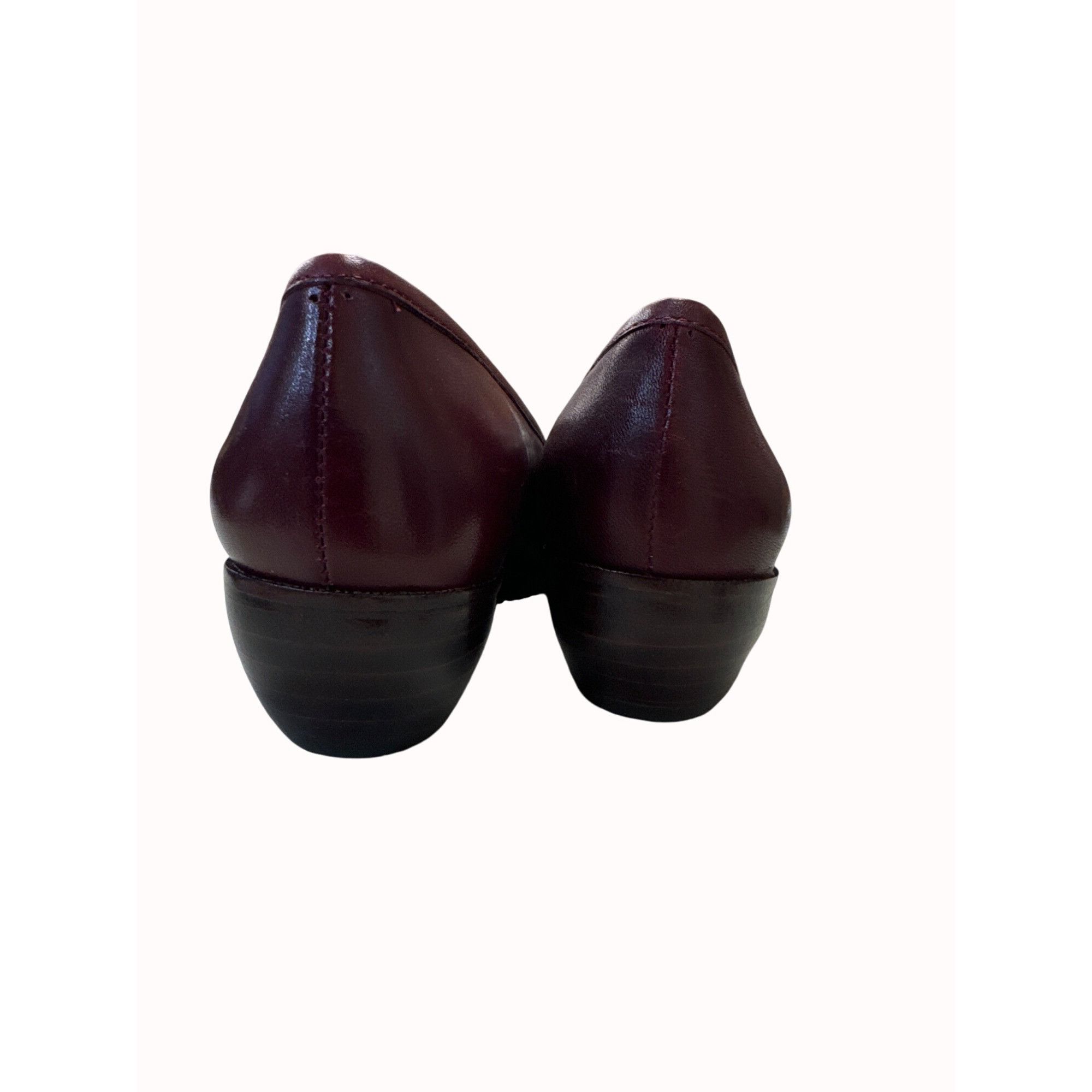 Etienne Aigner Etienne Aigner women’s red wine penny loafer shoes size 5.5M Size US 5.5 / IT 35.5 - 6 Thumbnail