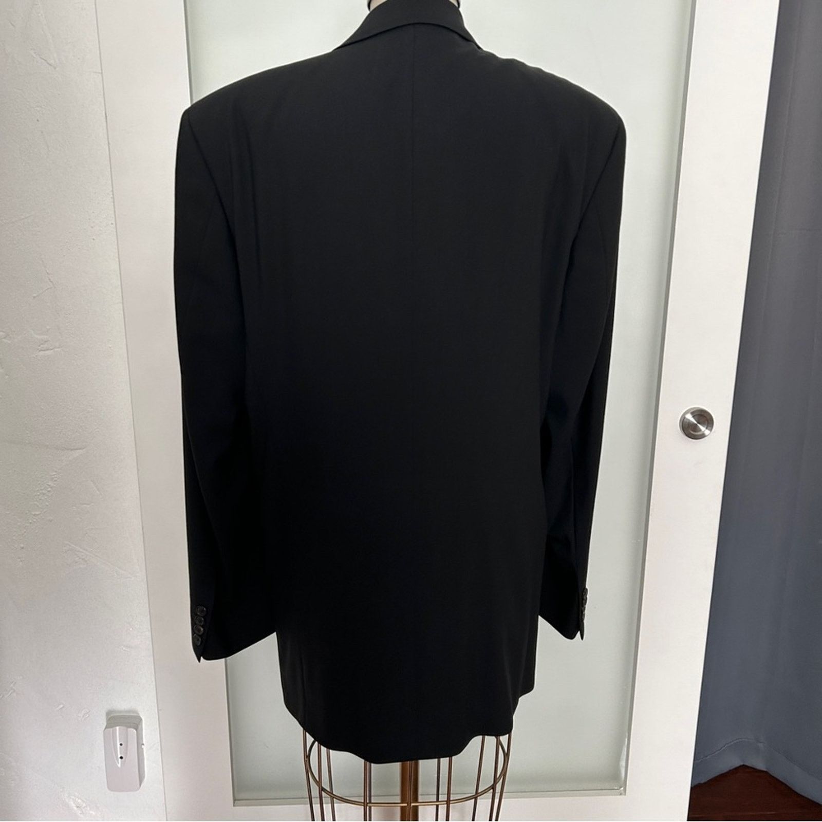 Hugo Boss Hugo Boss black dress suit 2 piece set with pants 42L Size 42L - 5 Thumbnail