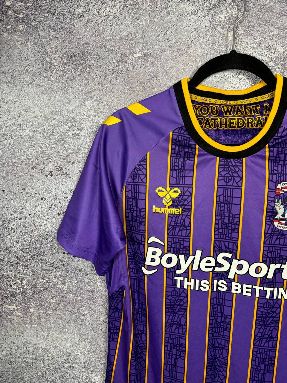 Hummel Coventry City 2022/23 Away Hummel Soccer Jersey Small Size US S / EU 44-46 / 1 - 3 Thumbnail