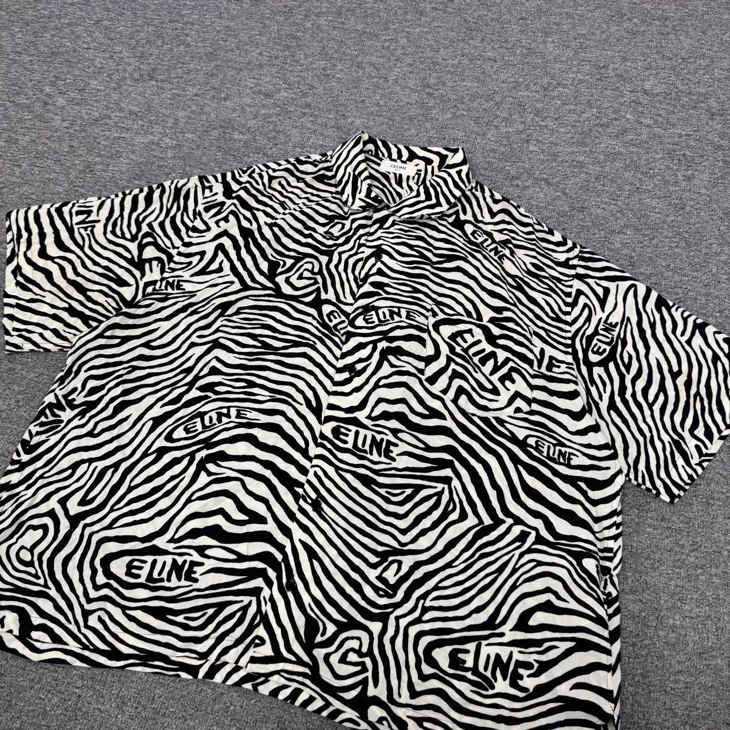 Celine Celine Zebra Print Allover Logo Collared S/S Shirt Size US M / EU 48-50 / 2 - 3 Thumbnail