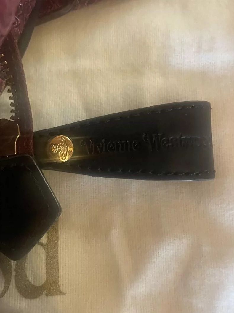 Vivienne Westwood Vivienne Westwood size os Used antique red crocodile leathe Size ONE SIZE - 6 Thumbnail