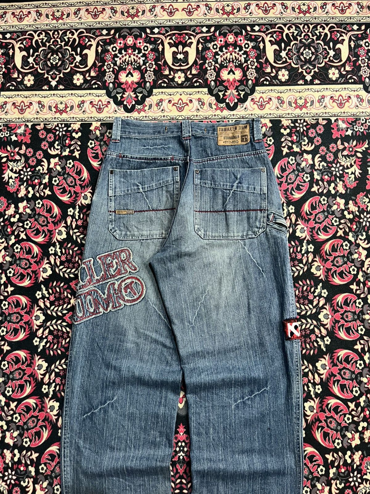 JNCO Thriller Denim Embossed Slogan High Rise Loose Baggy Jeans Size US 30 / EU 46 - 7 Thumbnail