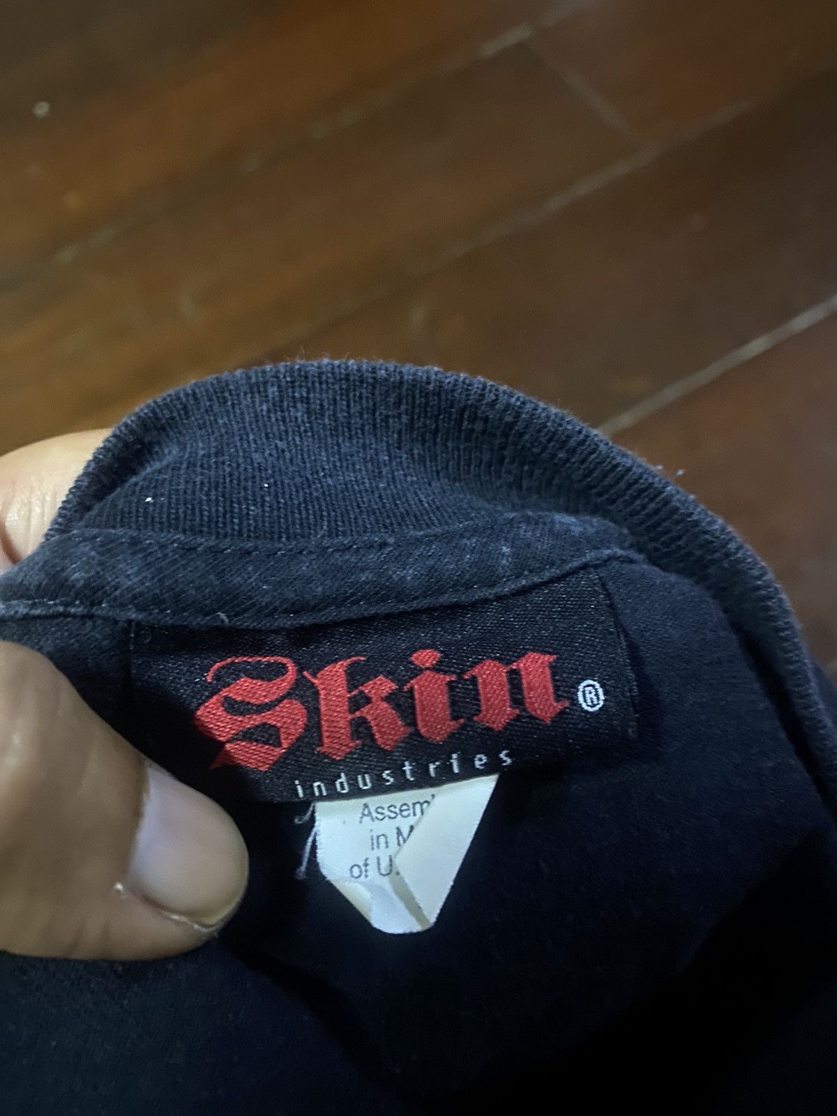Sex Skateboards × Vintage Vintage 90s Skin Industries sexy girl T-shirt Size US L / EU 52-54 / 3 - 9 Thumbnail