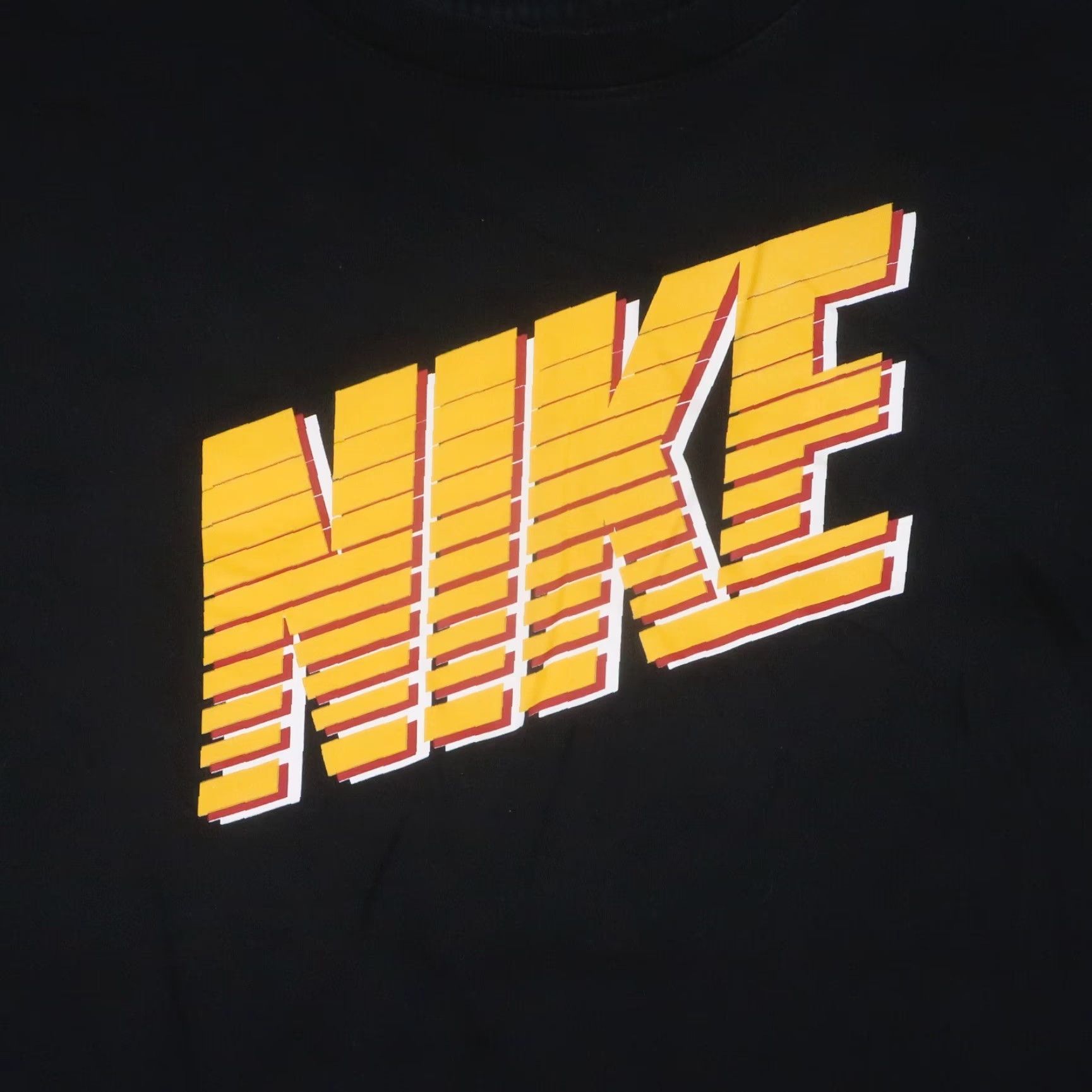 Nike Nike T-Shirt Mens Large Black Short Sleeve Crew Neck Graphic Big Logo Size US L / EU 52-54 / 3 - 4 Thumbnail