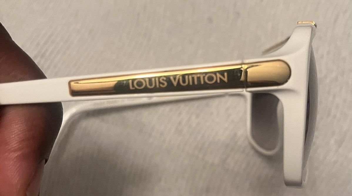 Louis Vuitton Louis Vuitton glasses Size 38 - 11 Thumbnail