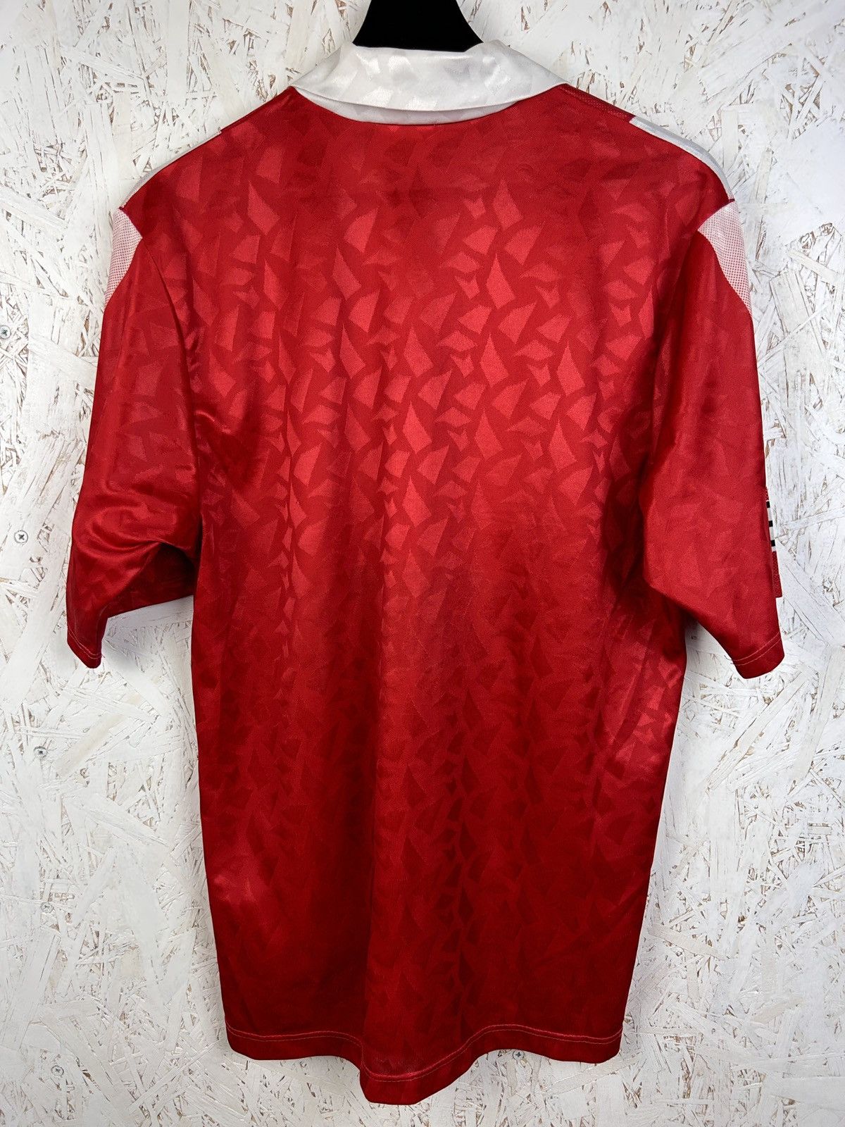 Vintage 90s Vintage SL Benfica Portugal Soccer Jersey In Red Size US M / EU 48-50 / 2 - 6 Thumbnail