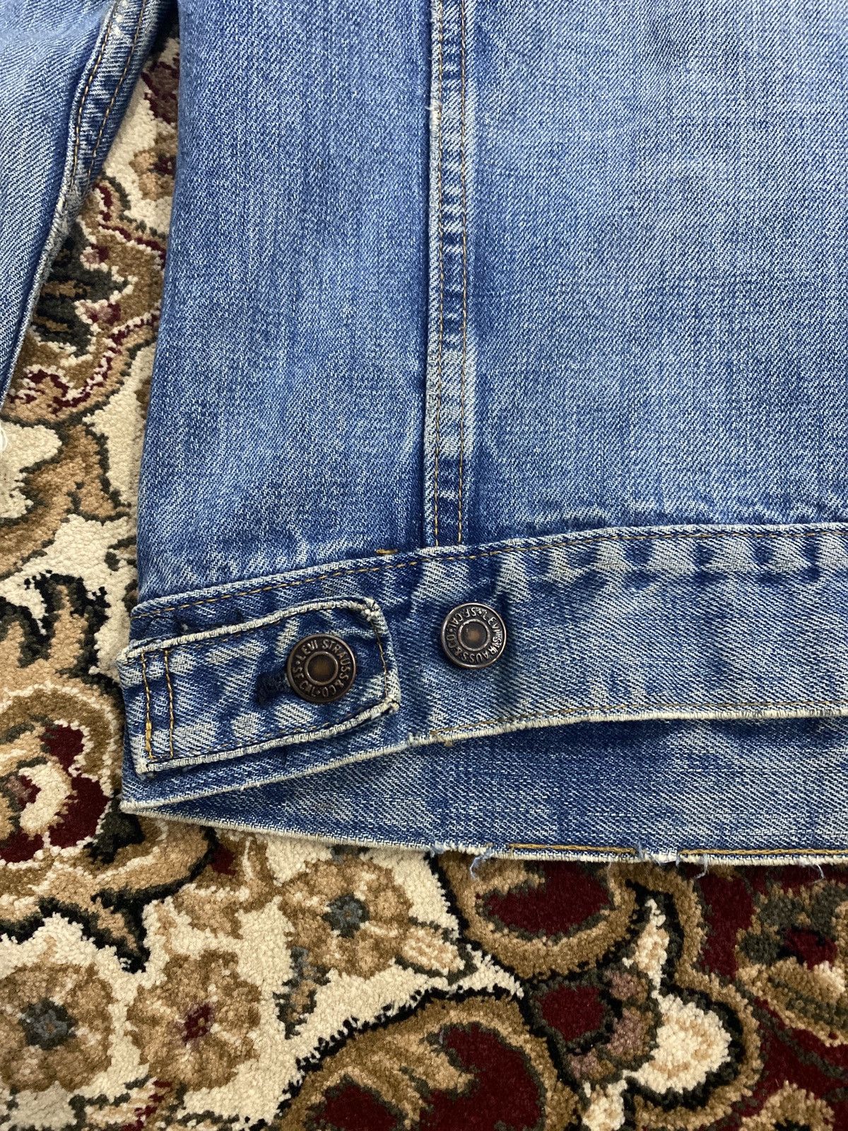 Levi's Vintage 90’s Levis Damaged Jacket Size US XS / EU 42 / 0 - 17 Thumbnail