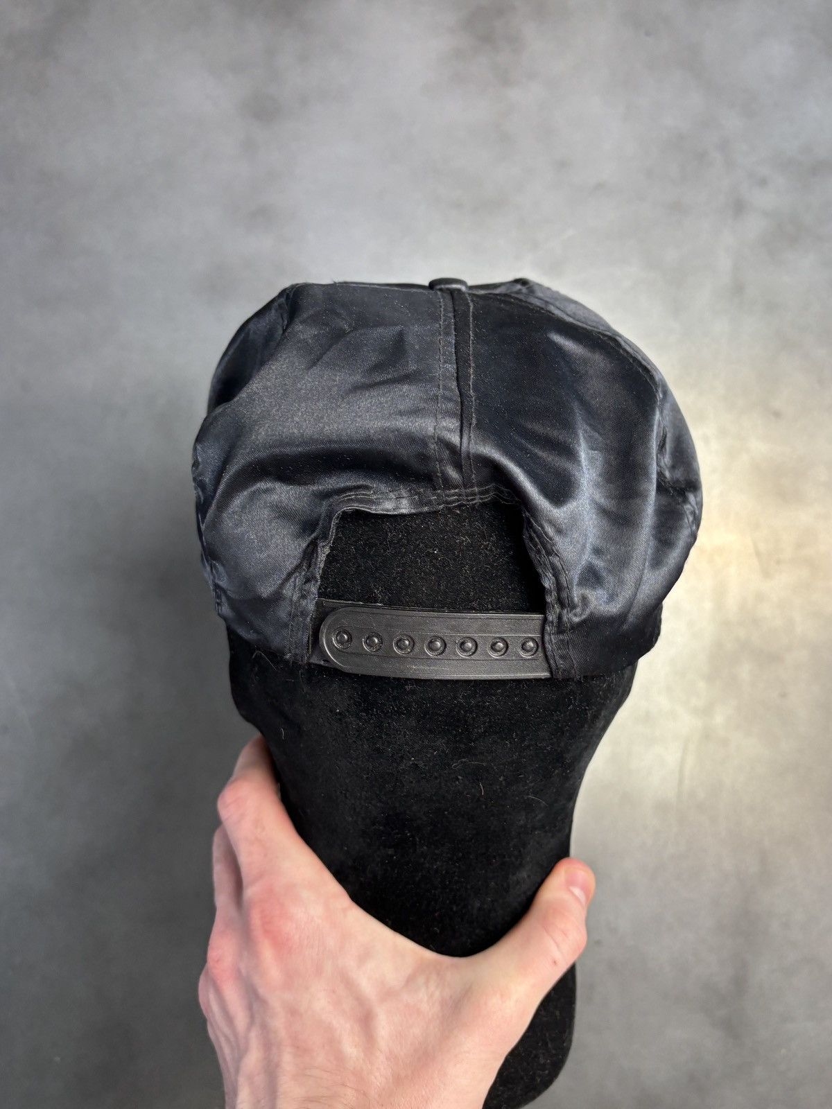 Ford × Vintage Vintage Satin Hat 1980s Trucker Hat Ford Motors 1970s Snap Size ONE SIZE - 5 Thumbnail