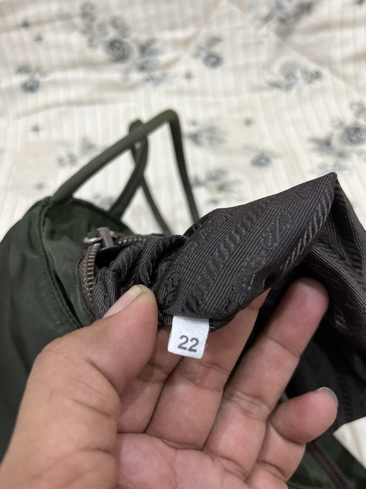 Prada 🔥🔥🔥STEALS PRADA BAGS Size ONE SIZE - 13 Thumbnail