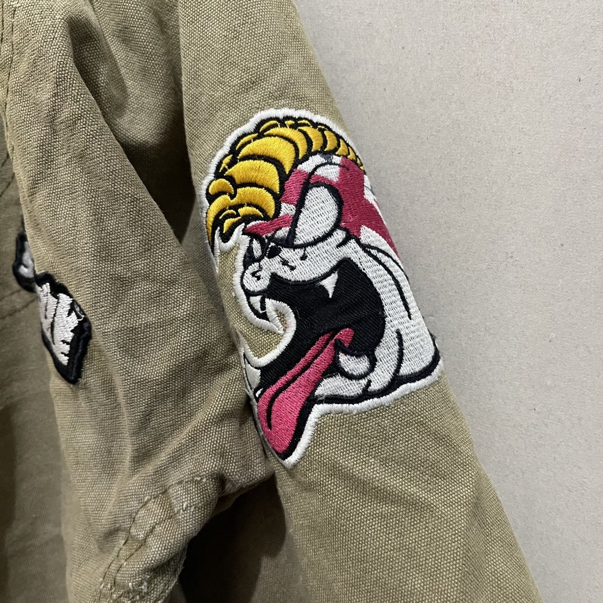 Japanese Brand Vintage Mobstyles Tokyo Scramble Patches Buttonless Jacket Size US M / EU 48-50 / 2 - 19 Thumbnail