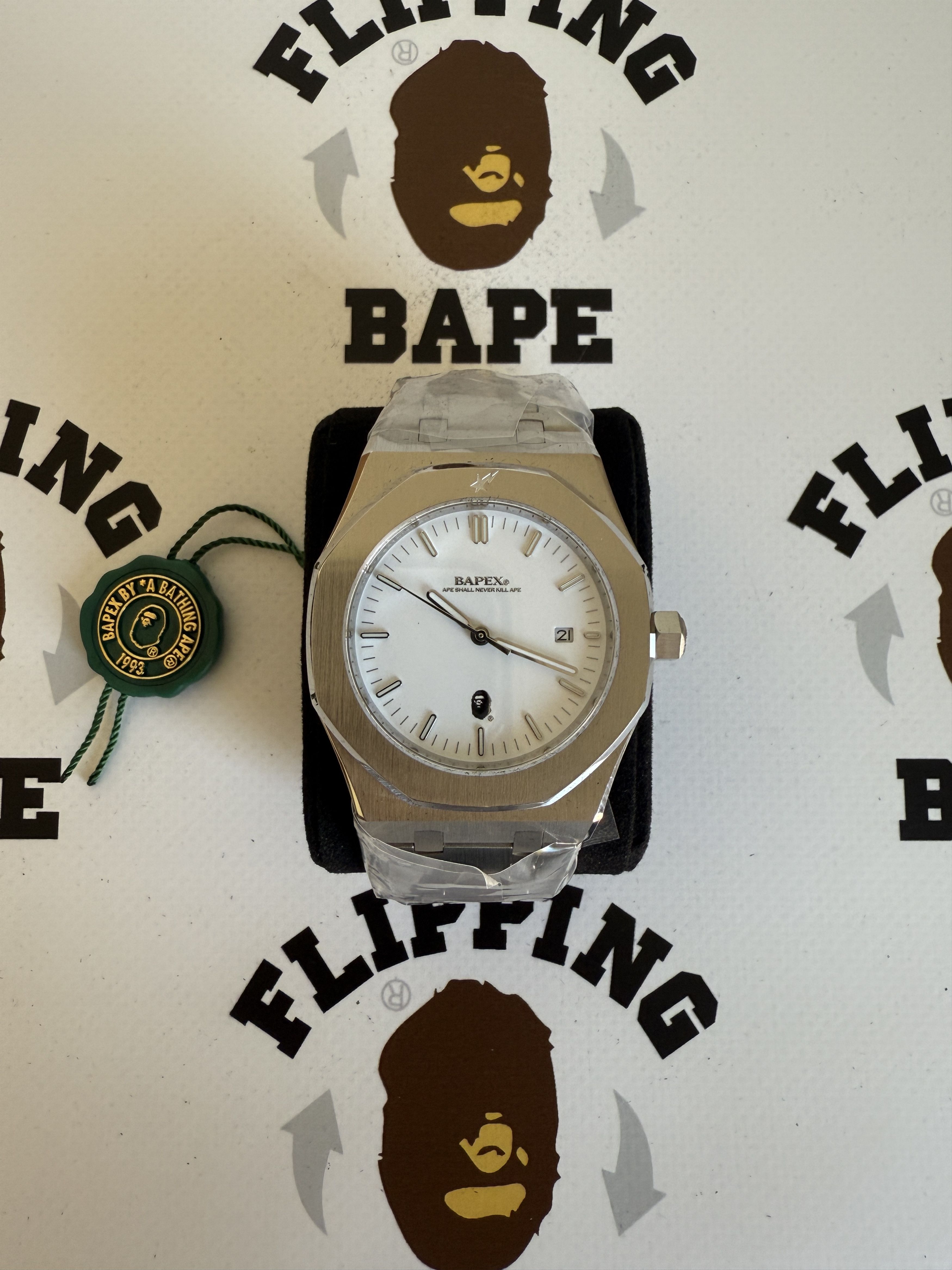 Bape BAPE TYPE 9 BAPEX #1 (2025) Size ONE SIZE - 2 Thumbnail