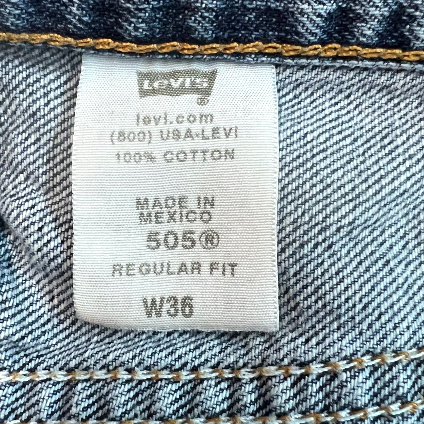 Levi's Levi's 505 Denim Shorts Mens Regular Fit 36 Blue Medium Wash 9" Inseam Pockets Belt Loops Casual Mens Size US 36 / EU 52 - 6 Thumbnail