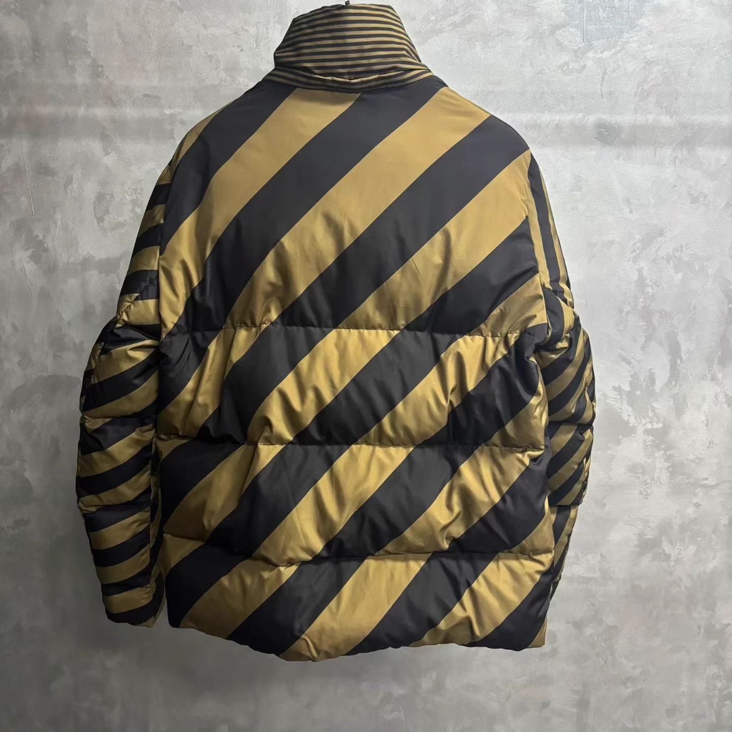 Fendi Fendi Khaki Logo All Over Print Long-Sleeve Cotton Coat Size US L / EU 52-54 / 3 - 4 Thumbnail