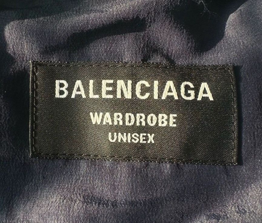 Balenciaga BALENCIAGA FW21 Sporty B Embroidered Logo Spl 2412-Nextarrow Size US M / EU 48-50 / 2 - 7 Thumbnail