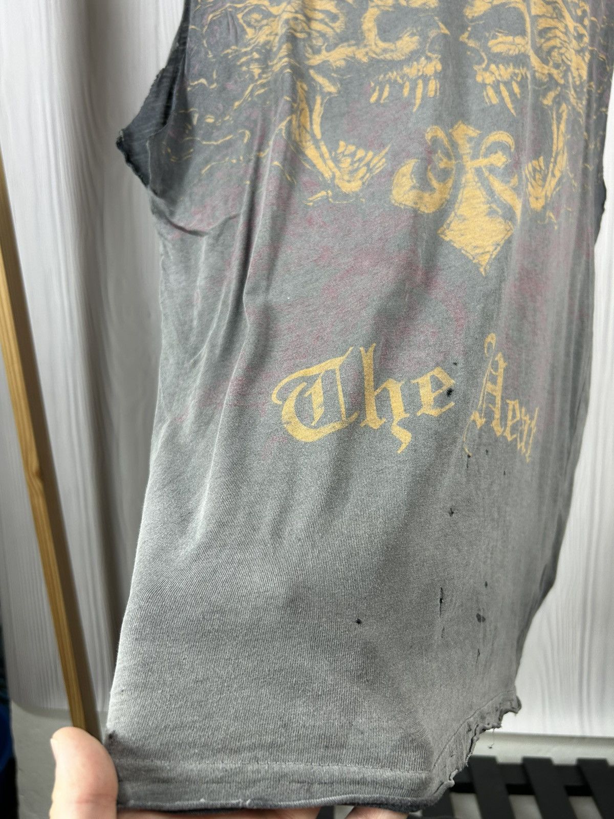 Affliction × Vintage Vintage Y2K Affliction Distressed Torn Sunfaded Tank Top L Size US L / EU 52-54 / 3 - 8 Thumbnail