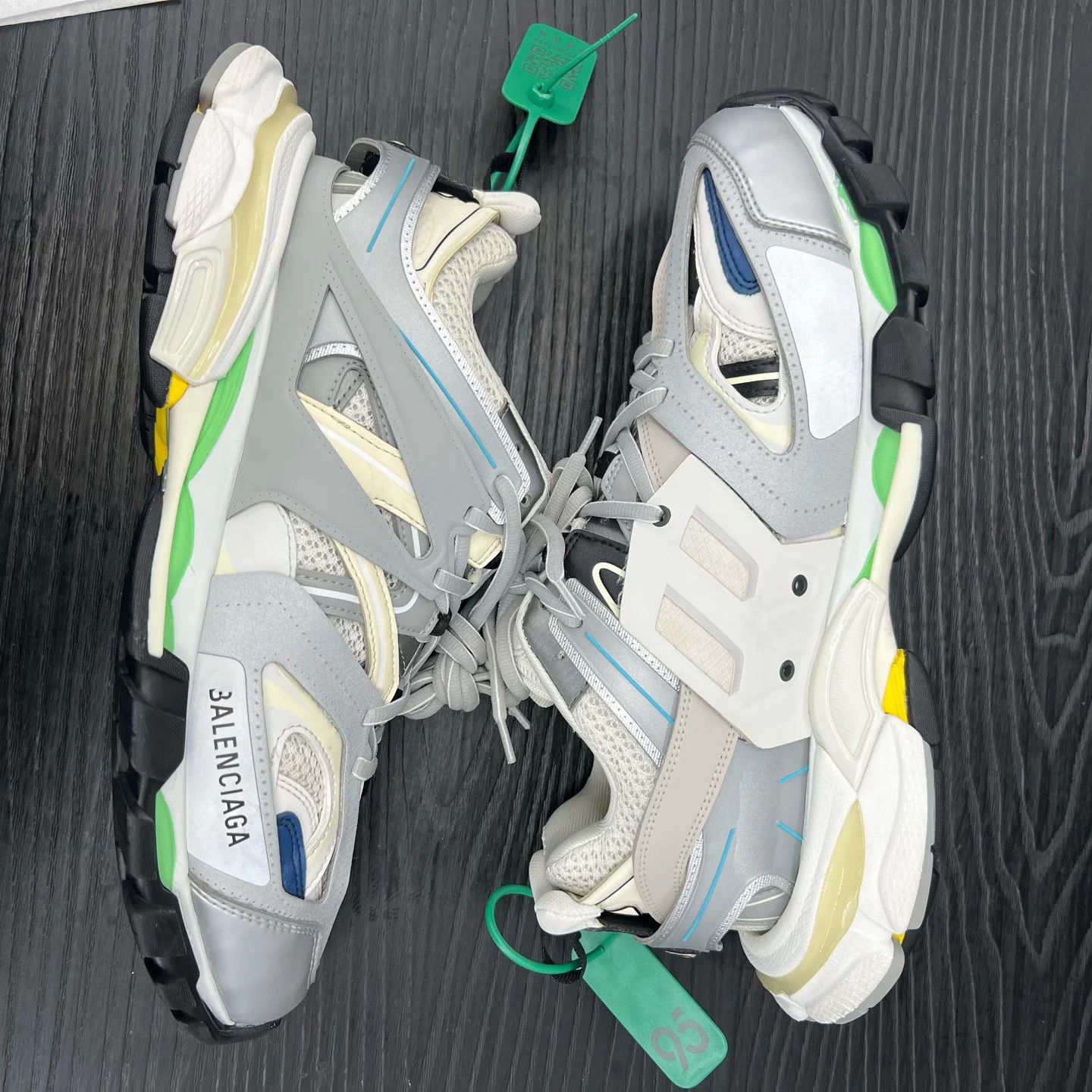 Balenciaga Balenciaga Track Sneakers Grey Sz 43 EUC Size US 10 / EU 43 - 3 Thumbnail