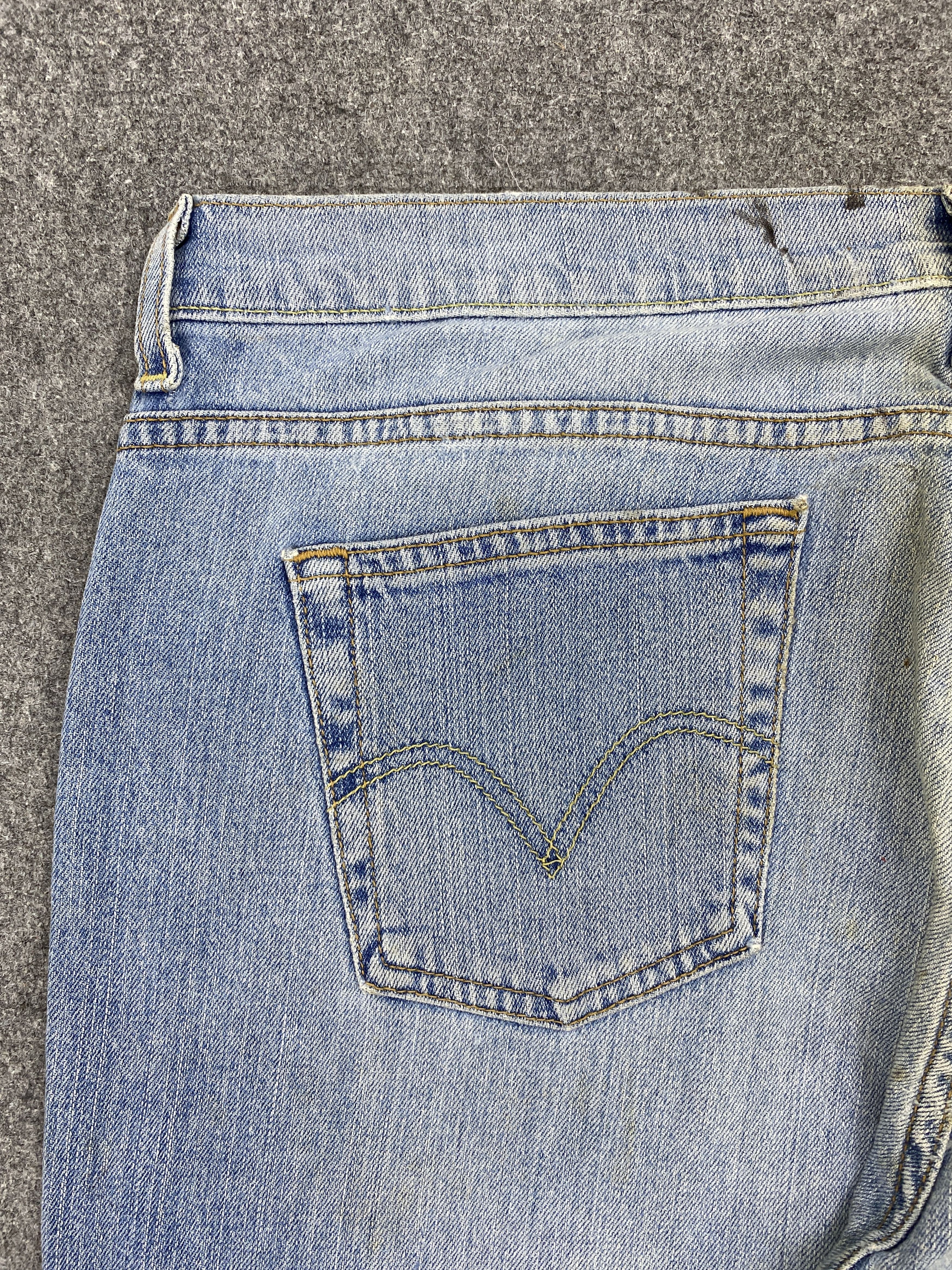 Levi's Vintage Levis 515 Flared Bootcut Faded Blue Jeans S0041 Size 36" / US 14 / IT 50 - 9 Thumbnail