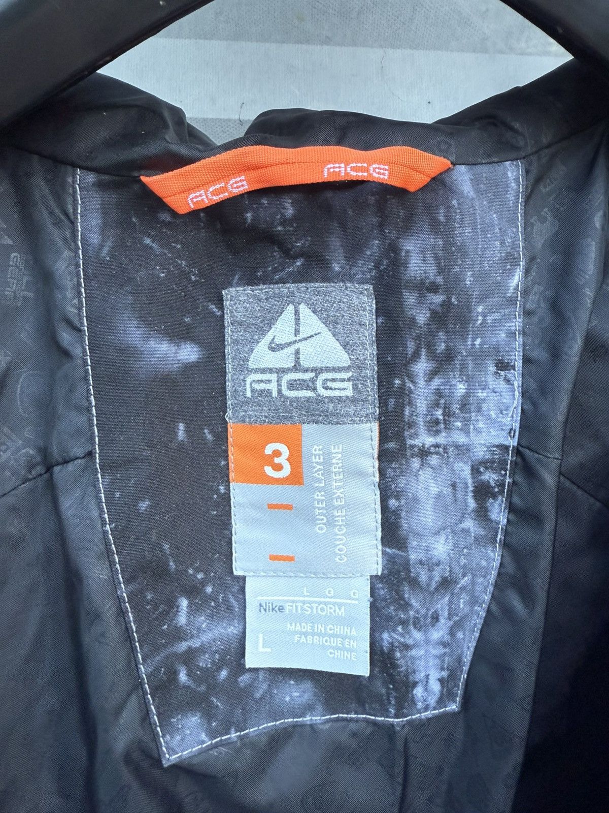 Nike ACG Nike ACG jacket size L Size US L / EU 52-54 / 3 - 8 Thumbnail