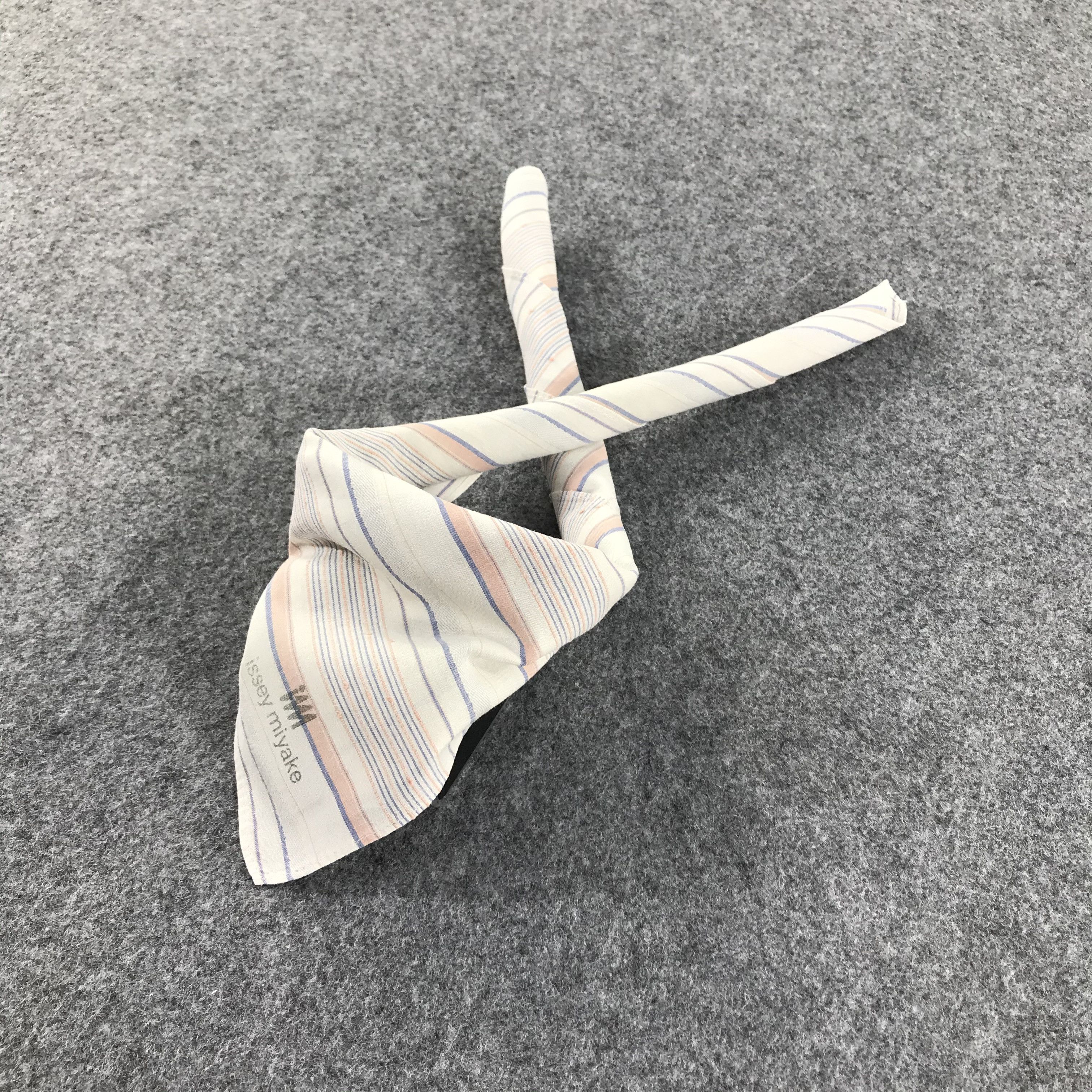 Issey Miyake × Japanese Brand × Vintage Issey Miyake Handkerchief Neckerchief Bandana H237 Size ONE SIZE - 3 Thumbnail