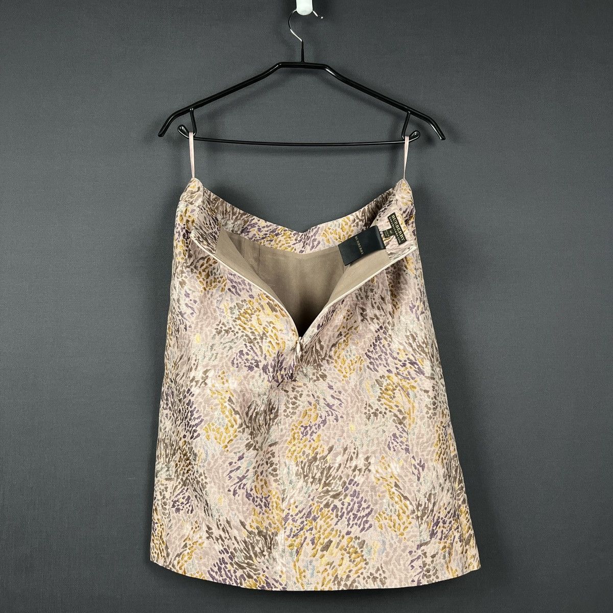 Burberry Burberry Jacquard Floral Silk Blend midi Skirt Size 42 Size 28" / US 6 / IT 42 - 3 Thumbnail