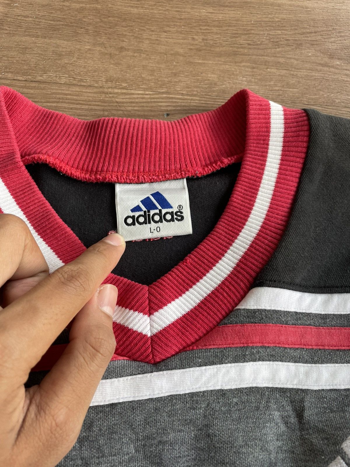 Adidas × Vintage Vintage 90s adidas international sports sweatshirt Size US L / EU 52-54 / 3 - 7 Thumbnail