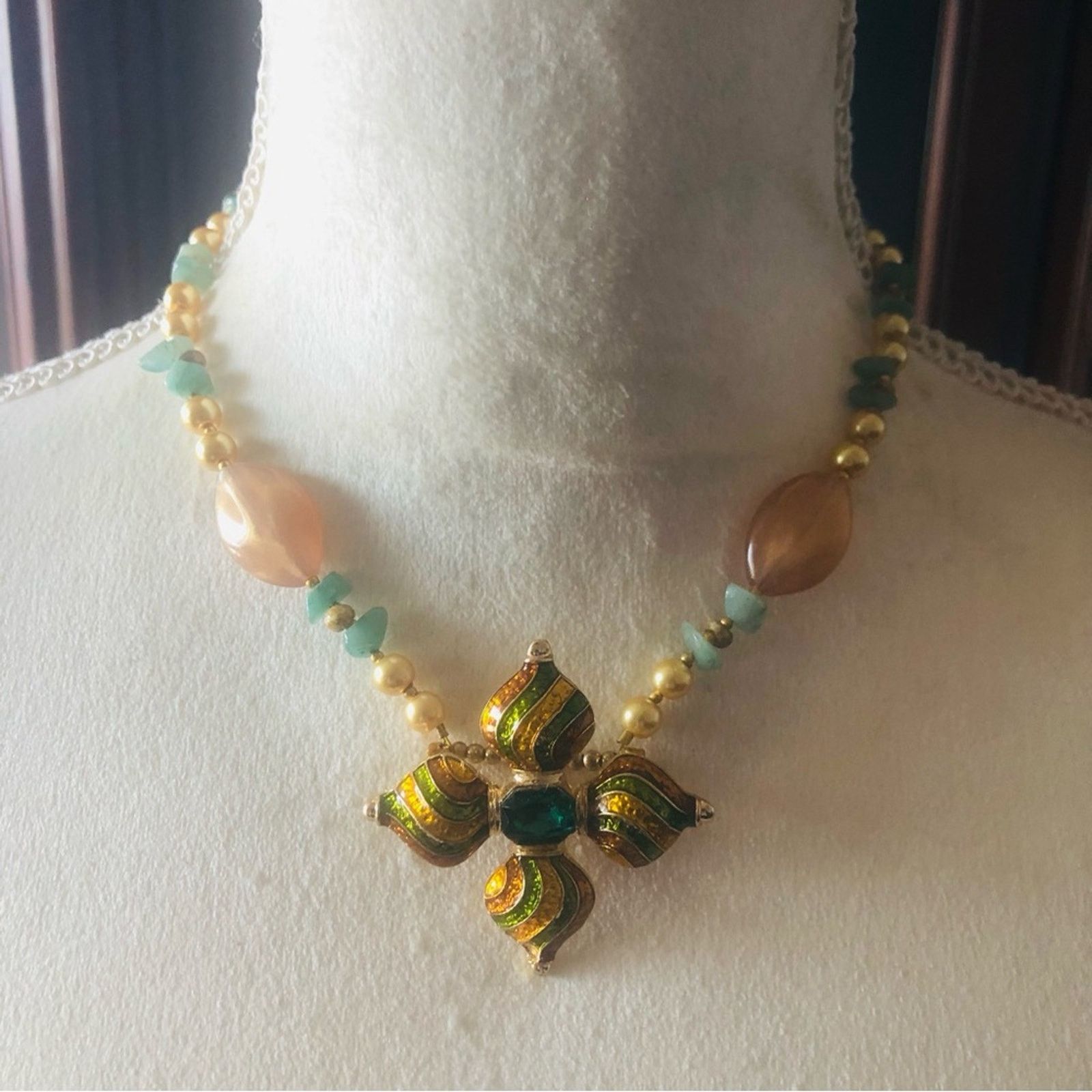Handmade Handcrafted repurpose elegant stone enamel Pearl necklace Size ONE SIZE - 2 Thumbnail