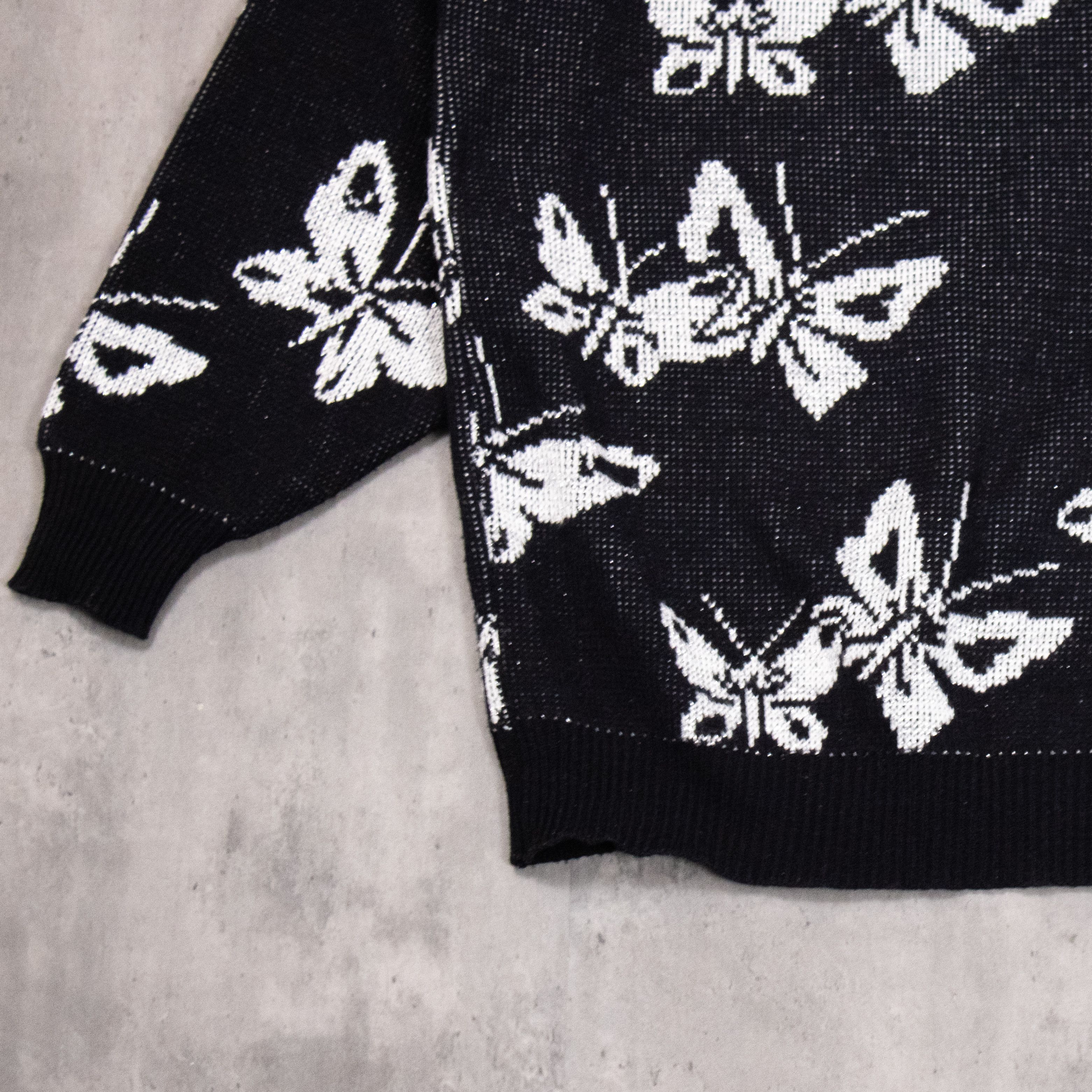 Japanese Brand Vintage 90's Thread Butterfly Neck Oversize Sweater Size US M / EU 48-50 / 2 - 9 Thumbnail