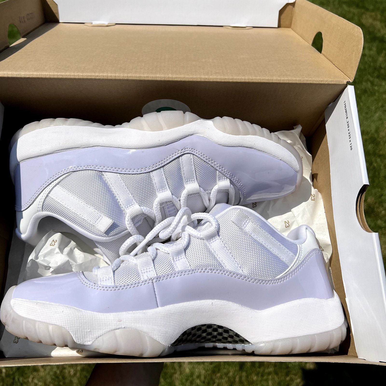 Jordan Brand × Nike Nike Air Jordan 11 Retro Low Pure Violet Women's Size 10.5 Size US 10.5 / IT 40.5 - 9 Thumbnail