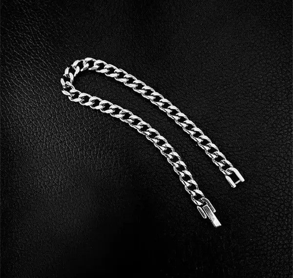 Designer × Jewelry Titanium Steel Link Chain Bracelet for Men Women Size ONE SIZE - 2 Thumbnail