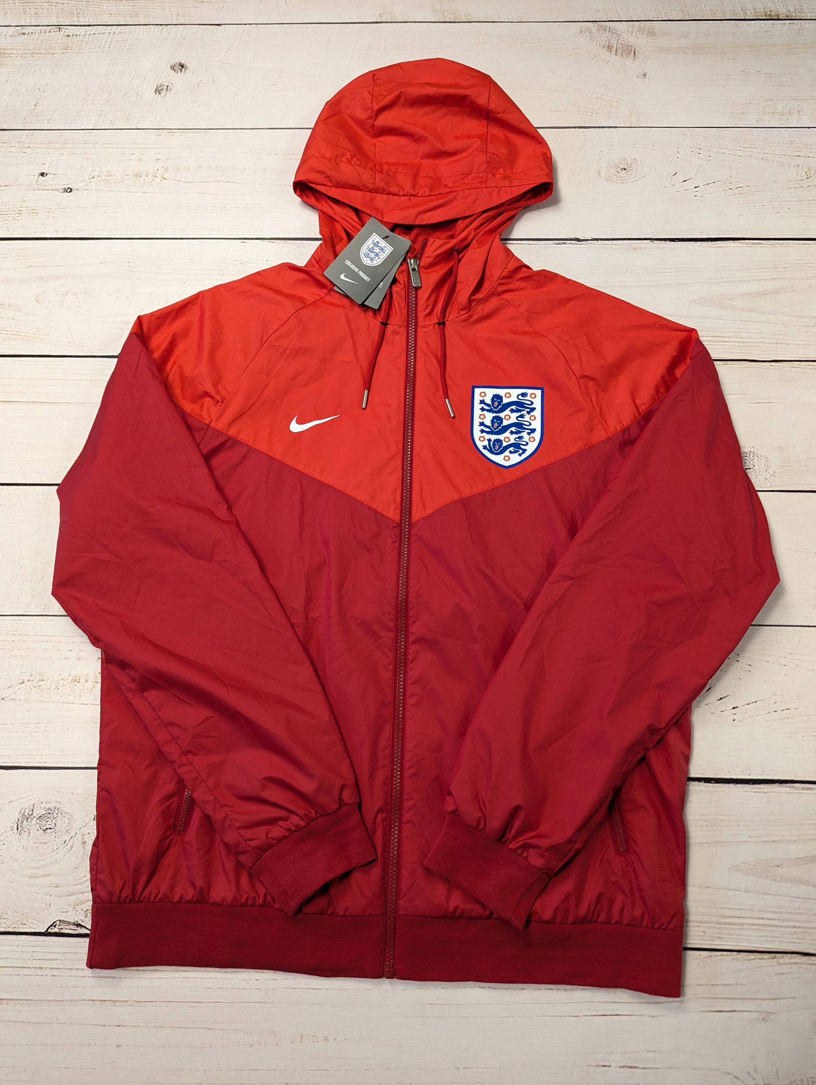Nike 2016/17 Nike England National Team Red Windbreaker Jacket Size US L / EU 52-54 / 3 - 1 Thumbnail