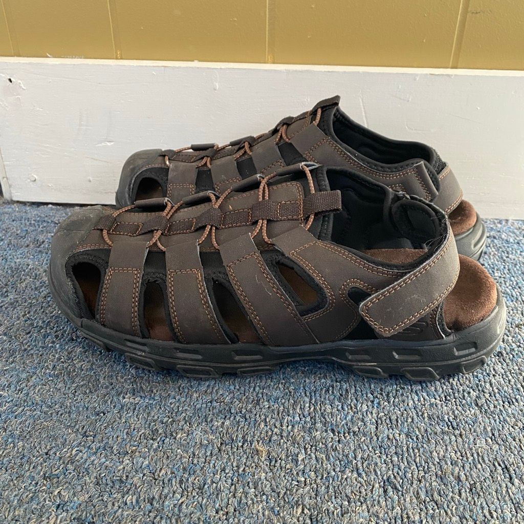 SKECHERS Skechers men 11 extra wide fit slip on sandals w/adjustable Size US 11 / EU 44 - 2 Thumbnail