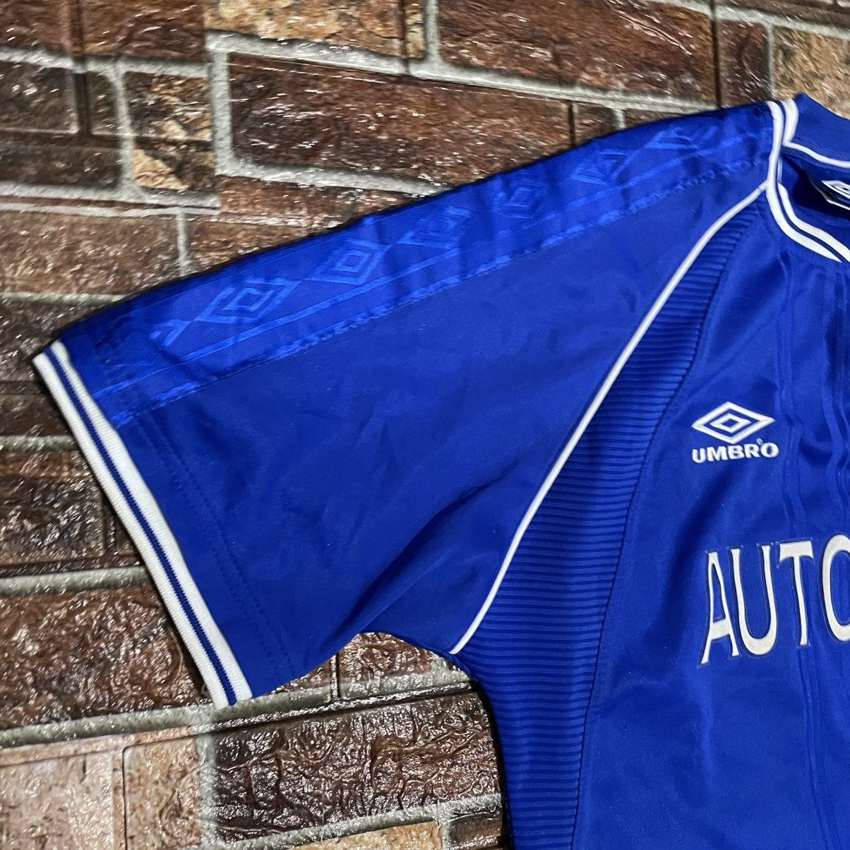 Umbro Chelsea FC 1999 Umbro jersey Size US M / EU 48-50 / 2 - 3 Thumbnail