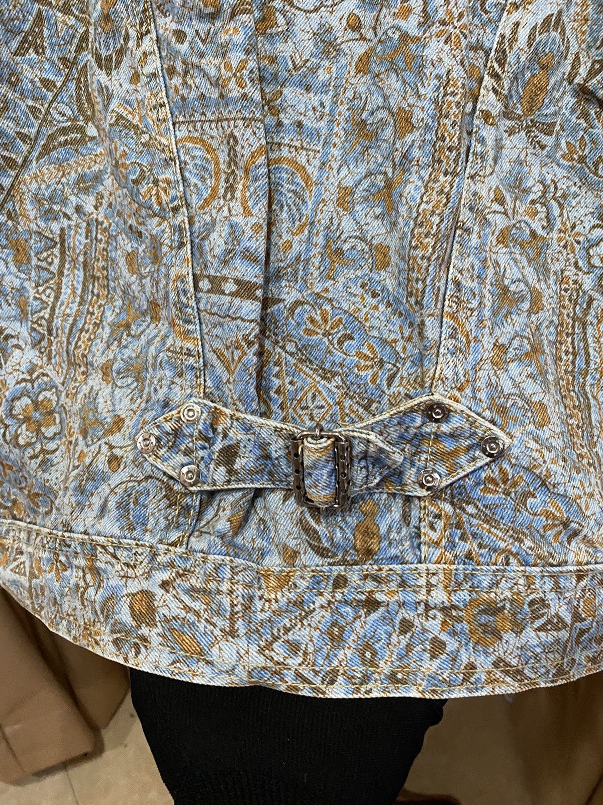 Japanese Brand Sweet Camel Vintage Printed Denim Jacket – Unique Streetwear Size US L / EU 52-54 / 3 - 10 Thumbnail
