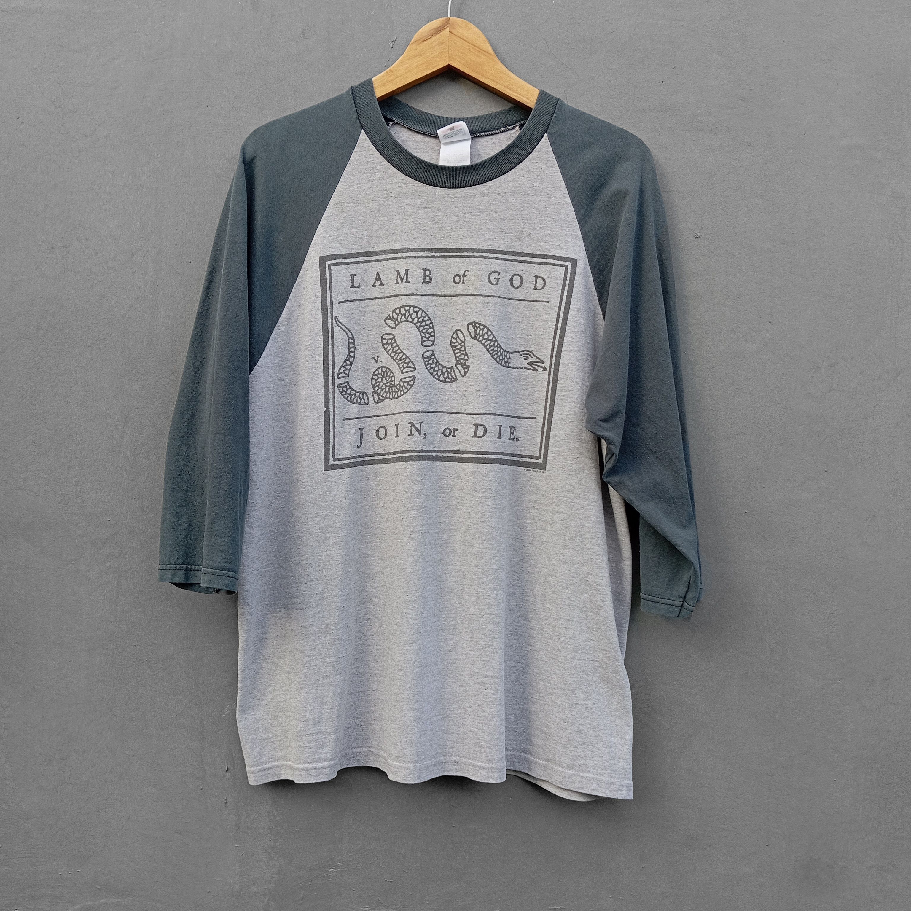 Band Tees 2004 lamb of god raglan t shirt Size US M / EU 48-50 / 2 - 1 Thumbnail