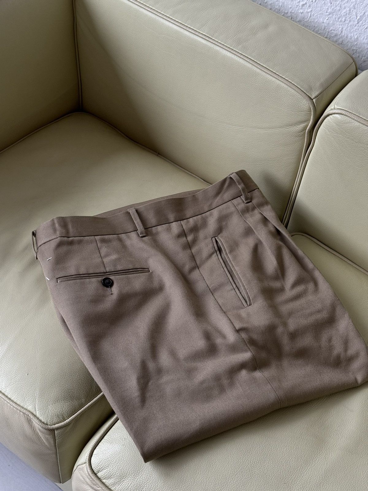Maison Margiela Maison Margiela Skater Chino Beige 54 Size US 36 / EU 52 - 1 Thumbnail