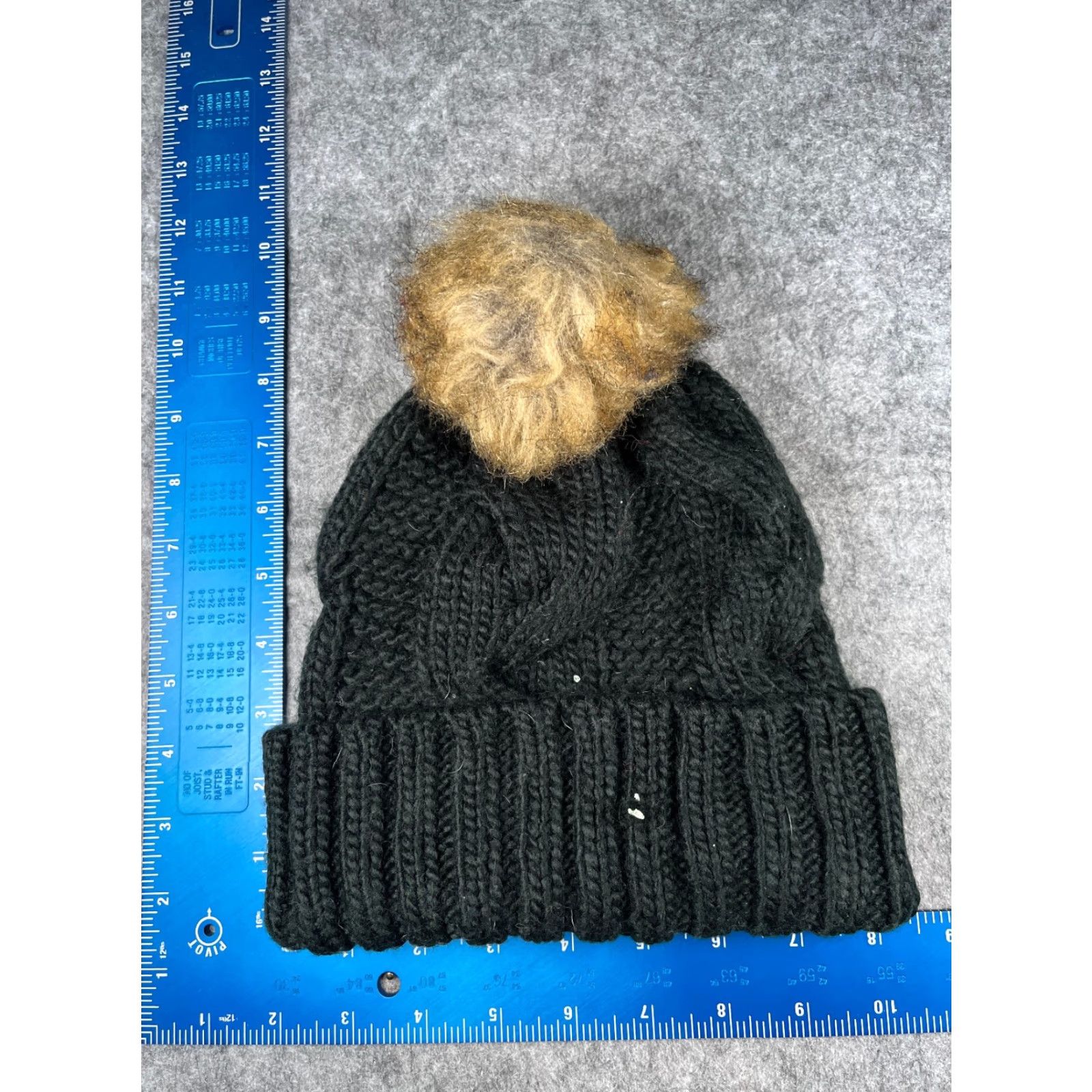 Vintage Berkshire Handkerchief Co Beanie Adult One Size Black Cable Knit Acrylic Pom Hat Size ONE SIZE - 4 Thumbnail