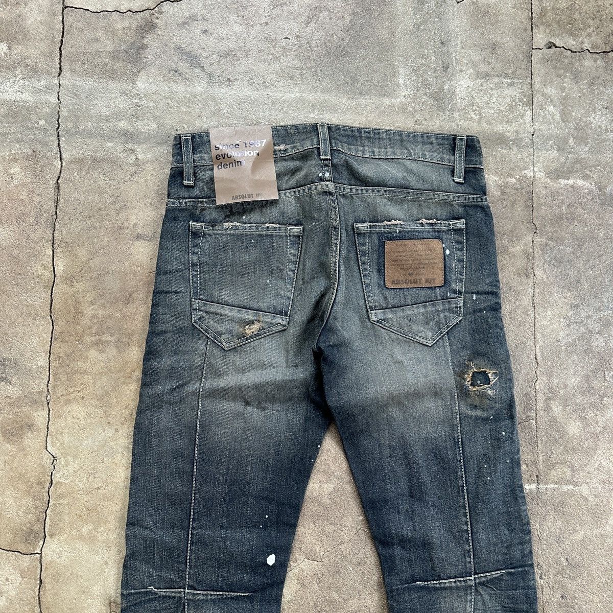 Absolut Joy Absolut Joy Dirty Wash Distressed Slim Fit Denim Gucci Size US 30 / EU 46 - 13 Thumbnail
