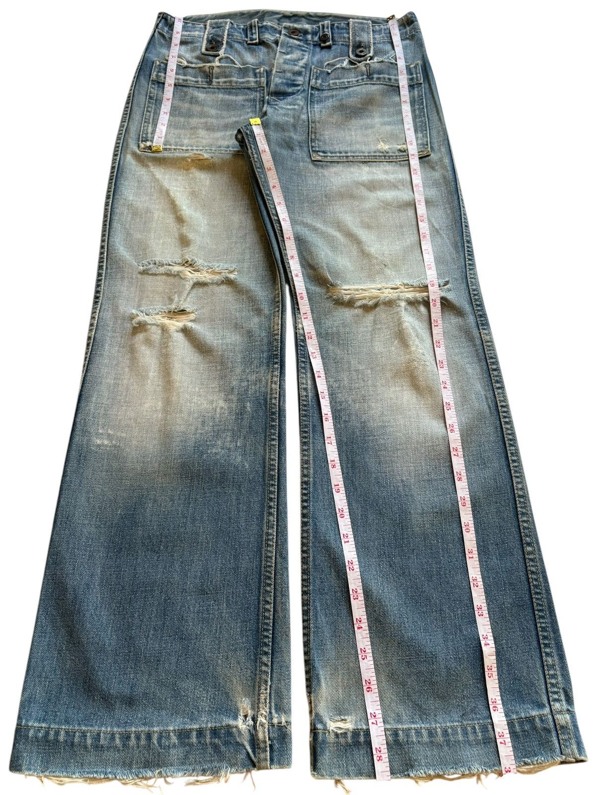 Diesel Vintage Diesel Faded Wash Distressed Bootcut Jeans Size US 26 / EU 42 - 14 Thumbnail