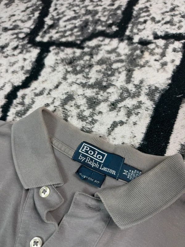 Ralph Lauren Ralph Lauren gray polo shirt with M logo Size US M / EU 48-50 / 2 - 5 Thumbnail