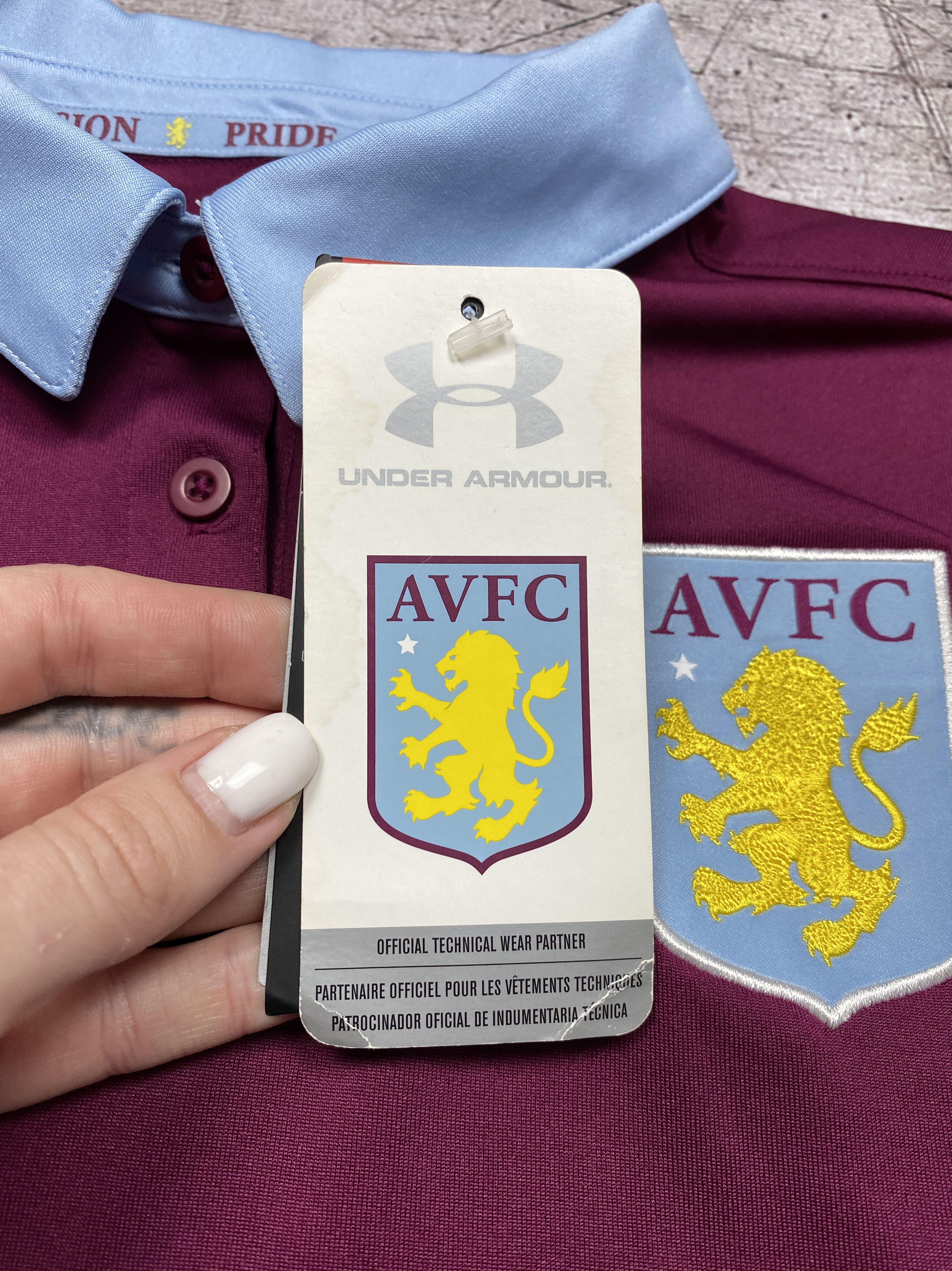 Under Armour NEW Aston Villa Under Armour Mens Soccer Jersey T-Shirt Size US L / EU 52-54 / 3 - 4 Thumbnail