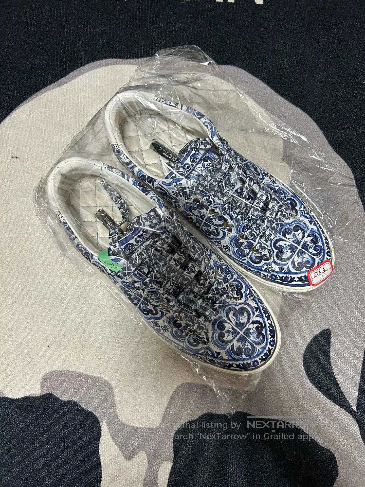 Dolce & Gabbana Dolce & Gabbana Blue Print Sneakers. Size US 7 / EU 40 - 1 Thumbnail
