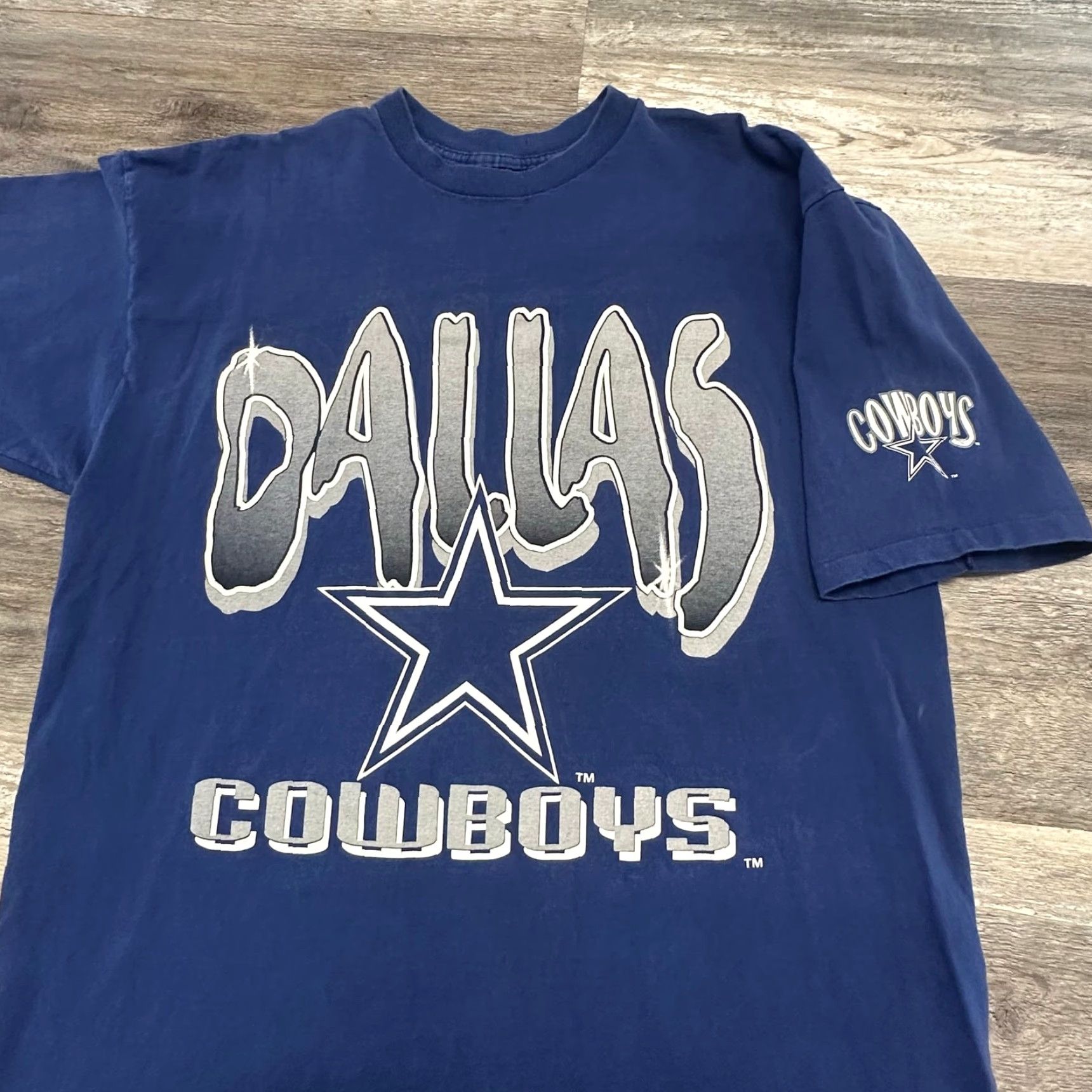Vintage VINTAGE 90s NFL Dallas Cowboys Blue Mens XL Short Sleeve Football Sporty T-Shirt Size US XL / EU 56 / 4 - 2 Thumbnail