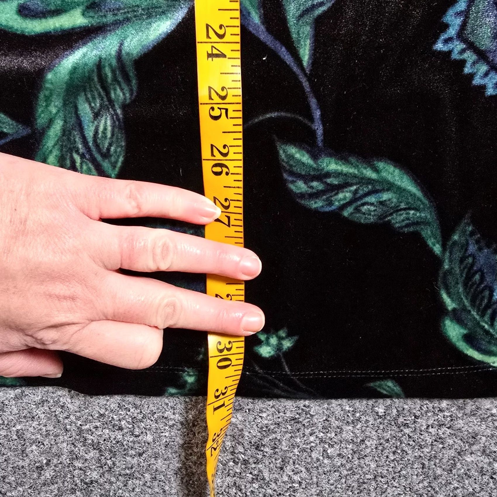 Vintage Catherine's Top Womens 4X Black Green Velour Floral Stretch Casual Career Blouse Size XXL / US 16-18 / IT 52-54 - 7 Thumbnail
