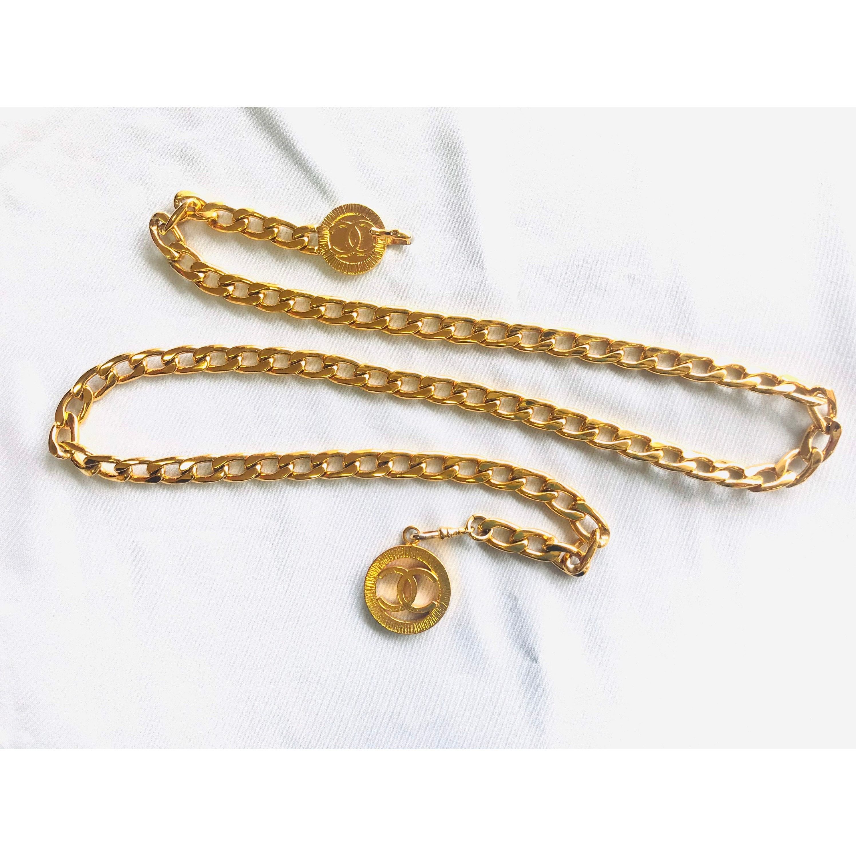 Chanel MINT. Vintage CHANEL flat golden chain belt with CC motif Size ONE SIZE - 2 Thumbnail