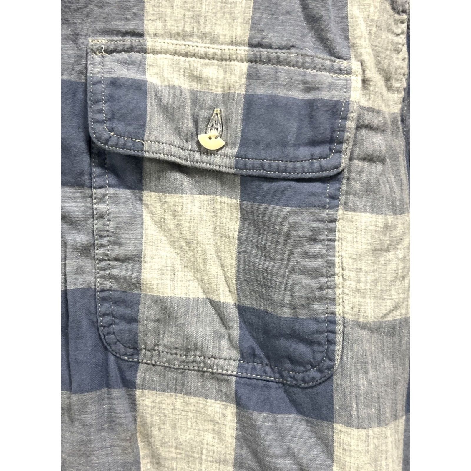 Vintage Faherty Brand Mens L Blue Plaid Button-Up Shirt Double Pocket Casual Coastal Shirt Mens L Blue Plaid Button-Up with Double Pockets Casual Coastal Size US L / EU 52-54 / 3 - 7 Thumbnail