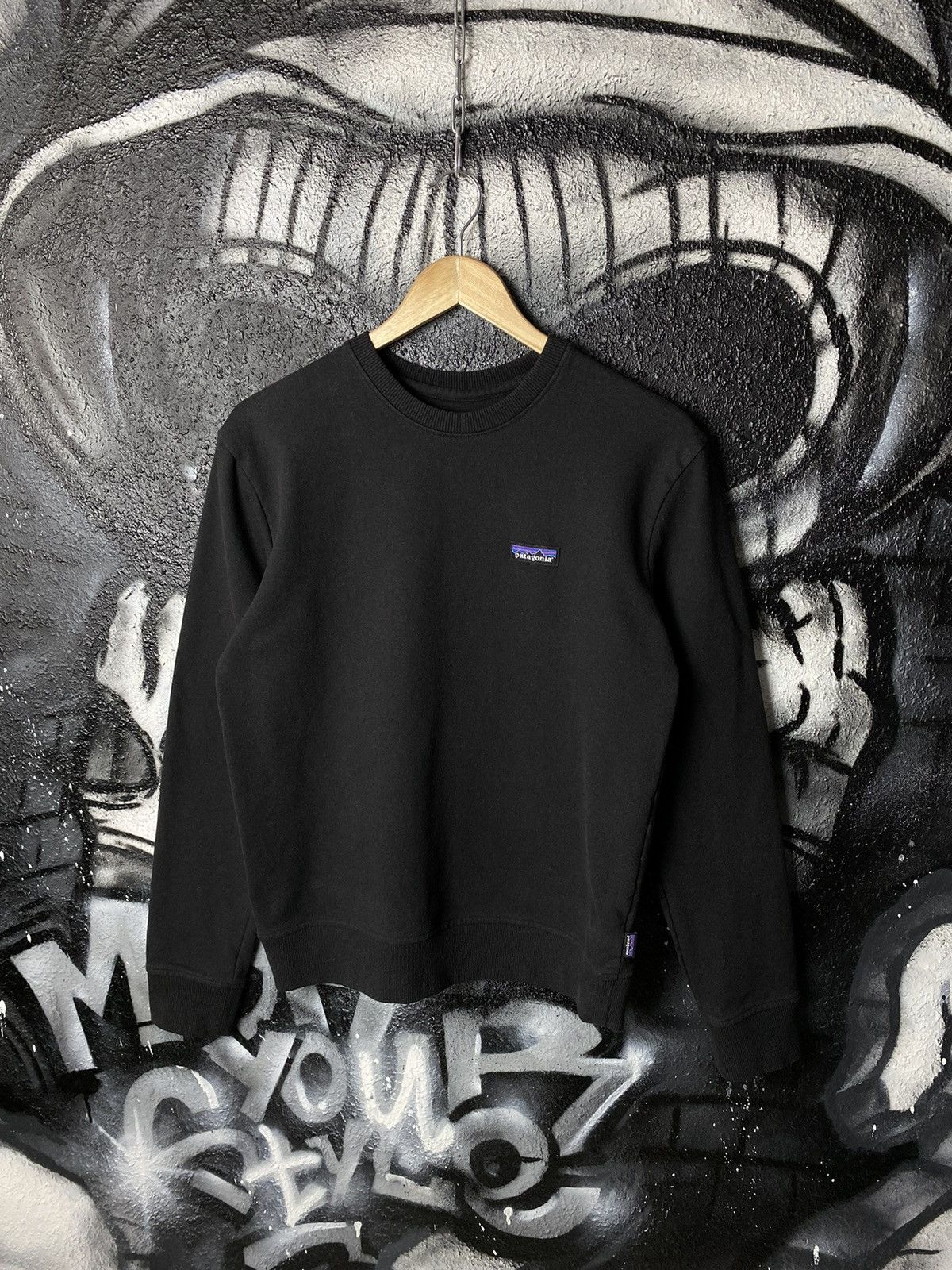 Patagonia Patagonia Regular Fit Black Organic Cotton Sweatshirt Men’s Size US S / EU 44-46 / 1 - 1 Thumbnail