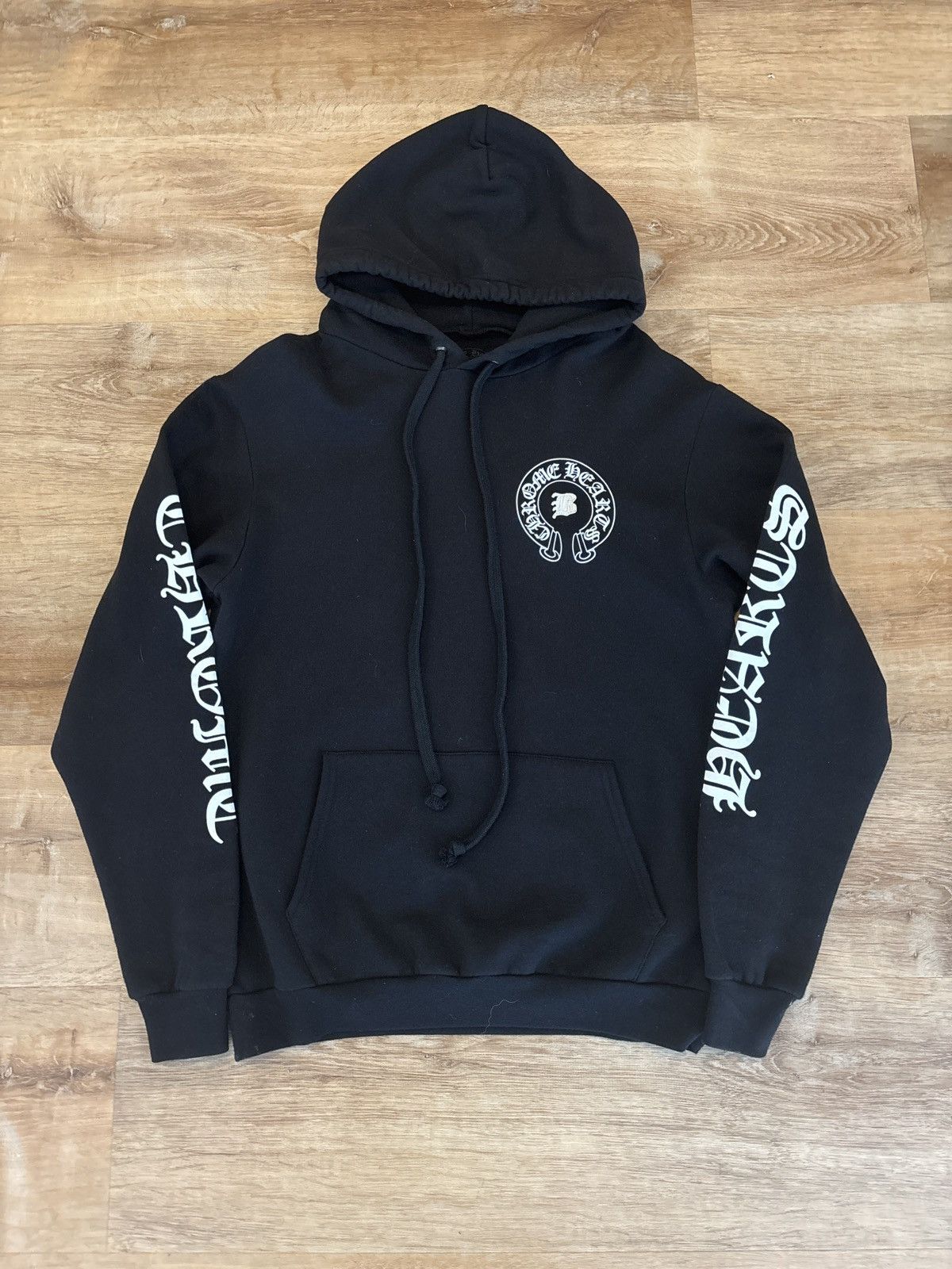 Chrome Hearts Chrome hearts Bella Hadid Pullover Hoodie Size M Size US M / EU 48-50 / 2 - 1 Thumbnail