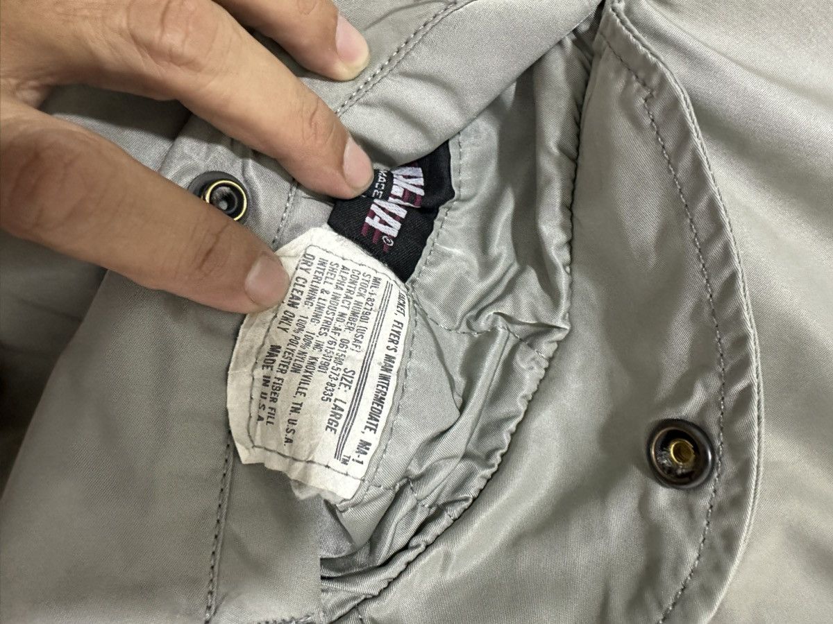 Alpha Industries × Vintage Vintage 90’s Alpha Industries MA-1 Flight Jacket Design Size US L / EU 52-54 / 3 - 4 Thumbnail
