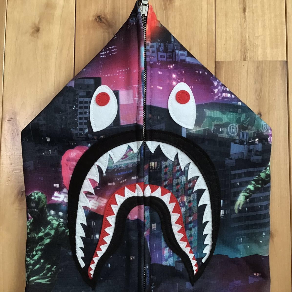 Bape BAPE NEON TOKYO Shark full zip hoodie a bathing ape Size US XL / EU 56 / 4 - 3 Thumbnail
