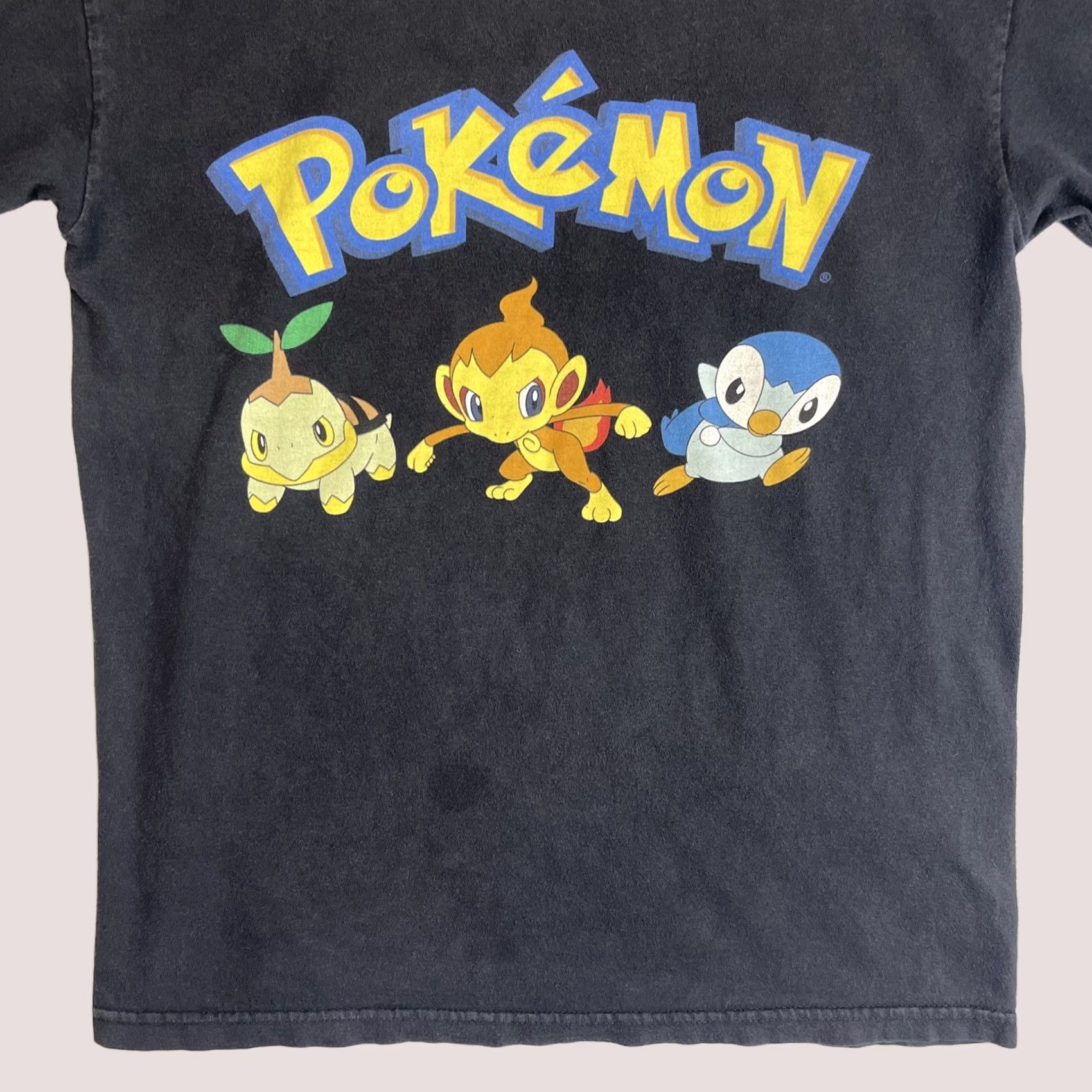 Nintendo Pokemon Shirt Mens Small Black Giant Nintendo Turtwig Chimchar Piplup Y2K 2007 Size US S / EU 44-46 / 1 - 1 Thumbnail